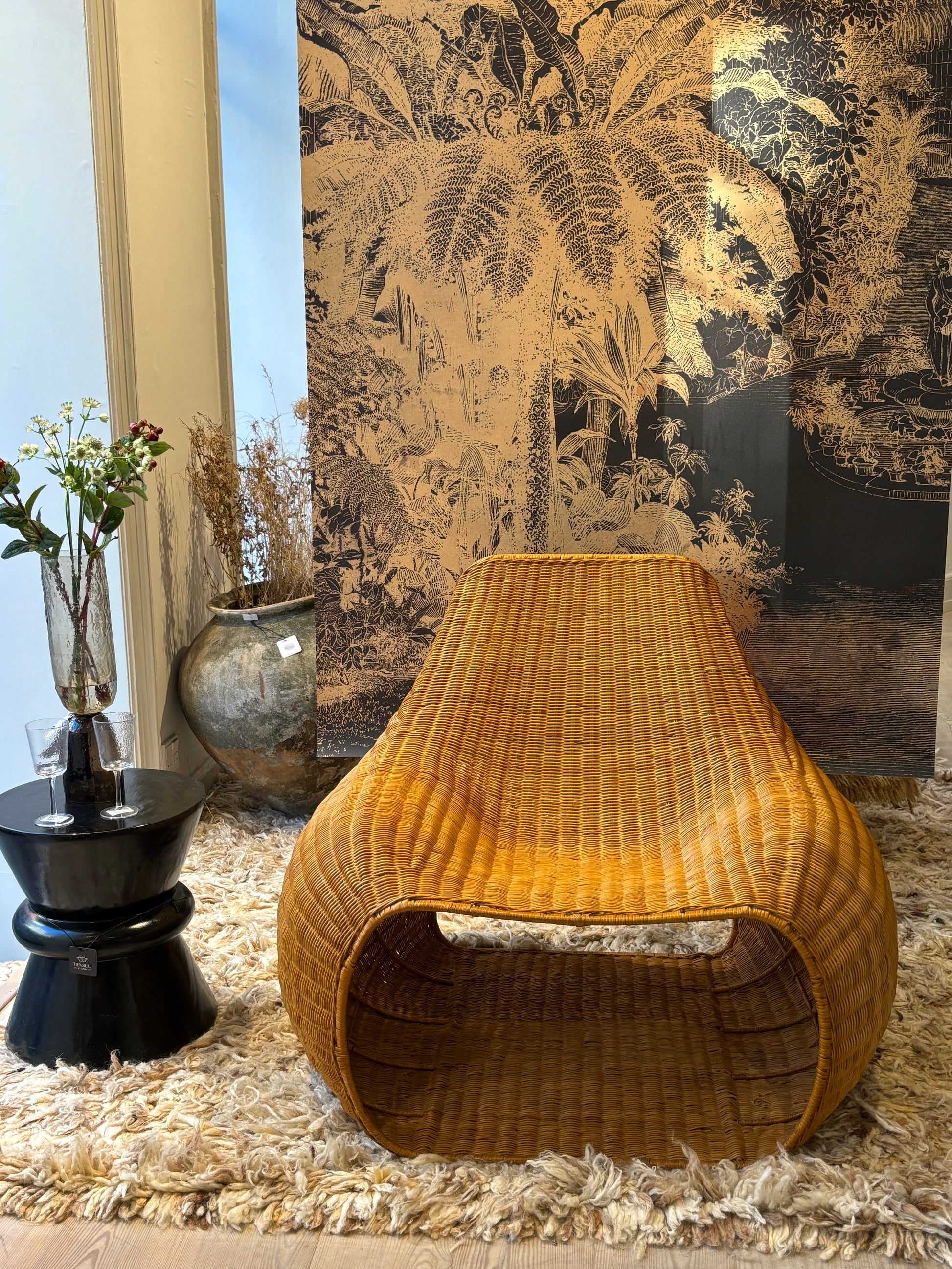 Large lounge chair, rattan